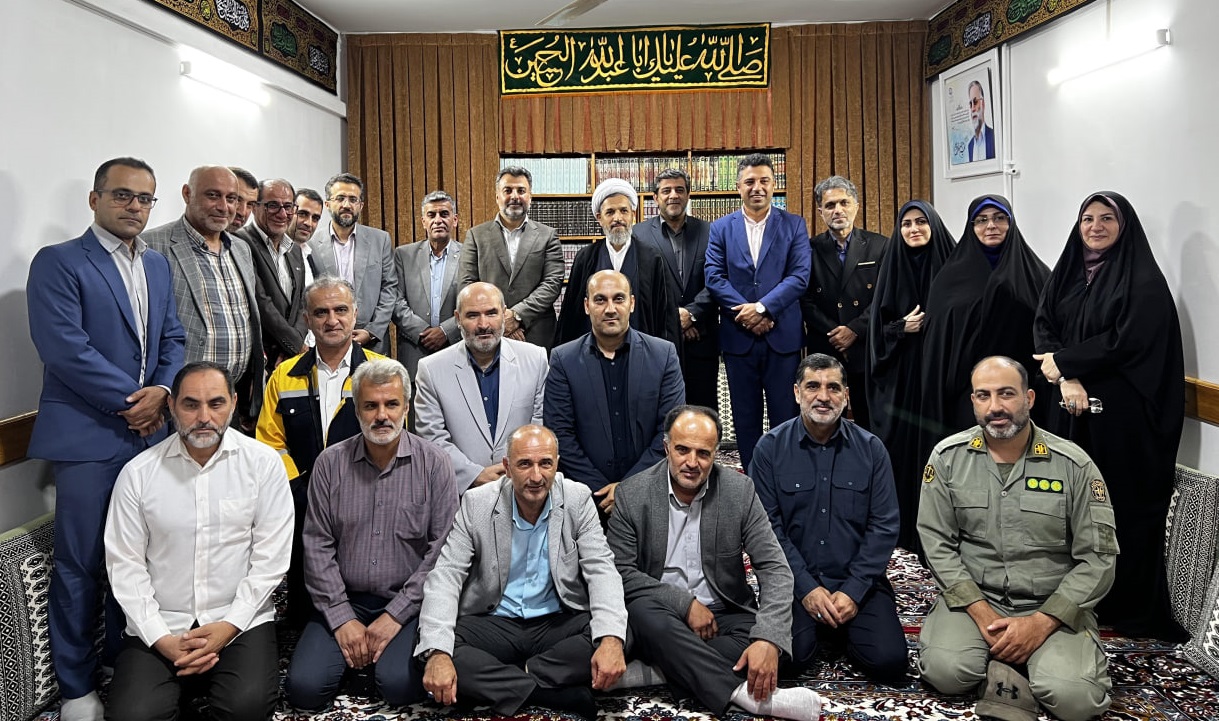 دیدار فرماندار و مدیران دستگاه‌های اجرایی فریدونکنار با امام جمعه شهرستان