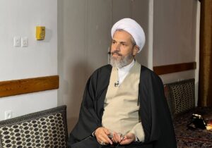 دیدار امام جمعه فریدونکنار با مسئولان دفتر علامه جوادی آملی در قم؛ تأکید بر ترویج اندیشه‌های علمی و تفسیری این عالم برجسته